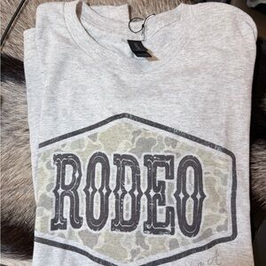 Rodeo Graphic Tee - Light Gray with Camouflage Shield